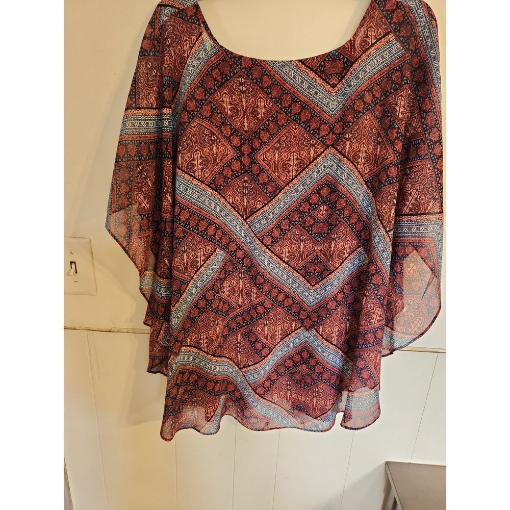 Plus Size Boho Chic Patterned Poncho Top 22/24W Burgundy Geometric Flowy Free - Picture 9 of 16